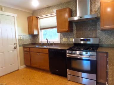 81 Shannon DR, NEWPORT NEWS VA 23608 thumb 11