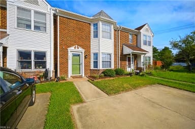 302 Fairfax TER, CHESAPEAKE VA 23320 thumb 3