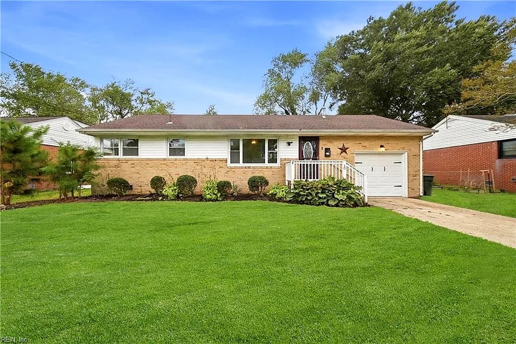 10 Eastlawn DR, HAMPTON VA 23664 - Main photo
