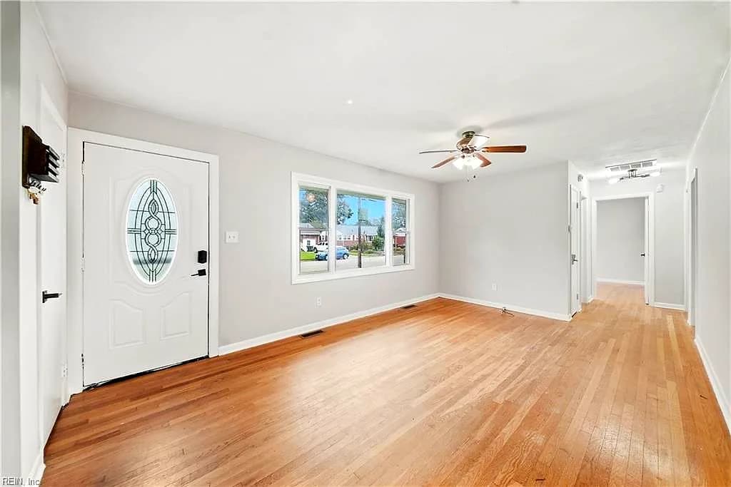 10 Eastlawn DR, HAMPTON VA 23664 - Photo 4