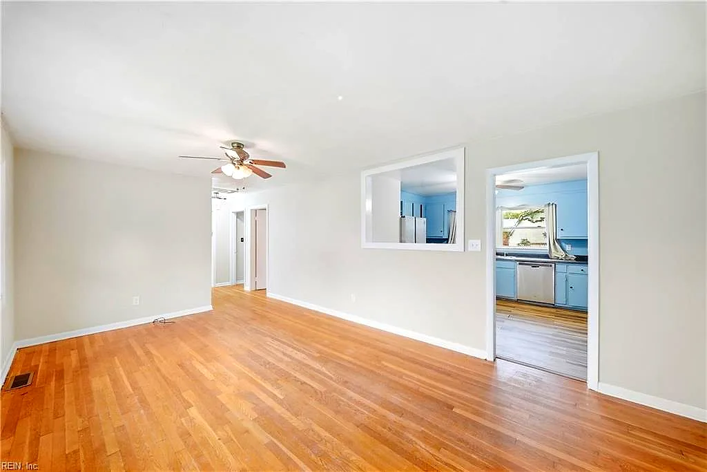 10 Eastlawn DR, HAMPTON VA 23664 - Photo 5
