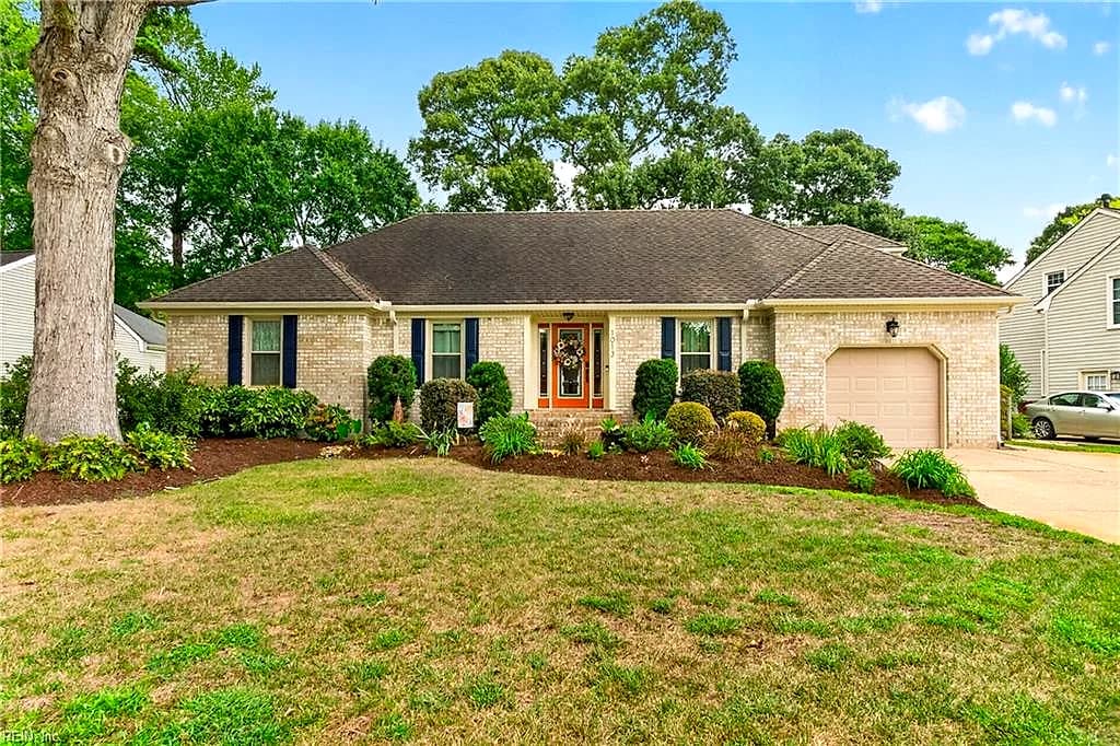 1013 Baydon LN, CHESAPEAKE VA 23322 - Main photo