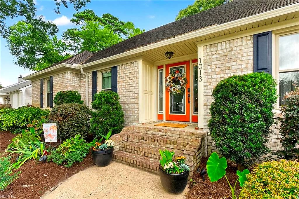 1013 Baydon LN, CHESAPEAKE VA 23322 - Photo 3