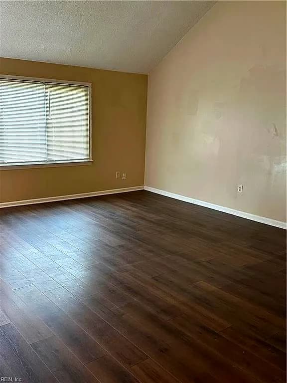 711 Crystal Springs CT, VIRGINIA BEACH VA 23462 - Photo 3