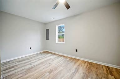 1085 Cascade BLVD, CHESAPEAKE VA 23324 thumb 11