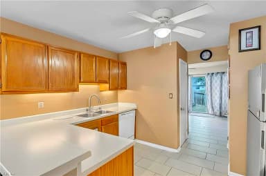 125 Windsor Pines WAY #E, NEWPORT NEWS VA 23608 thumb 12