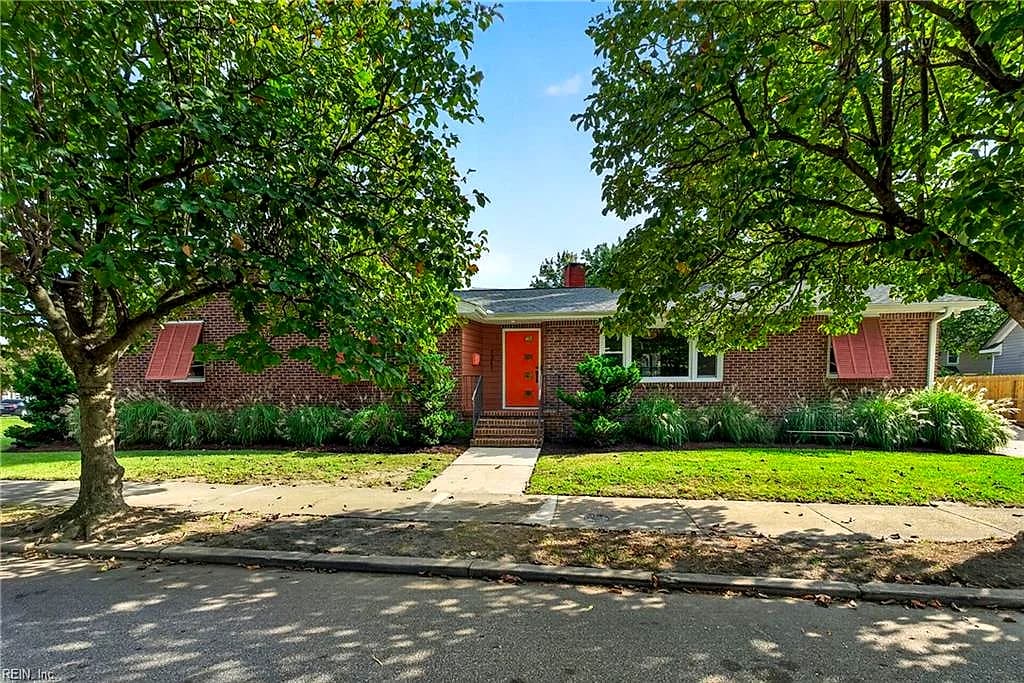 1241 37th ST, NORFOLK VA 23508 - Main photo