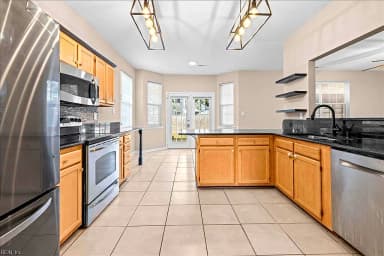 621 Windward DR, CHESAPEAKE VA 23320 thumb 5