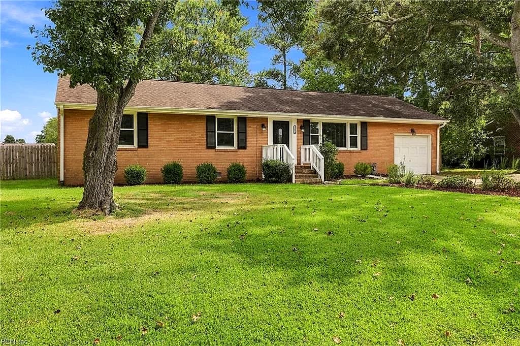 2449 Deerfield CRES, CHESAPEAKE VA 23321 - Photo 2