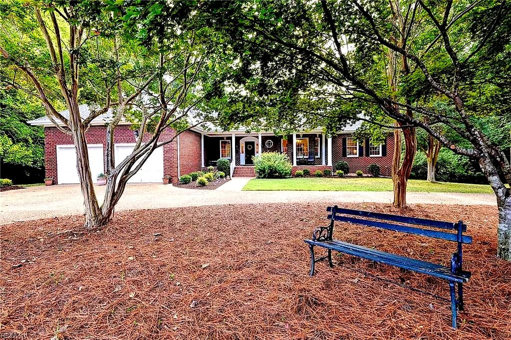 151 Rolfe RD, WILLIAMSBURG VA 23185 - Photo 2