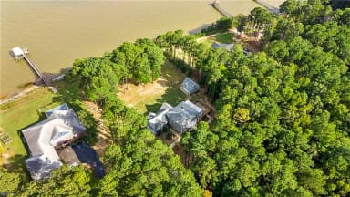 411 Lawnes Neck DR, SMITHFIELD VA 23430 thumb 5