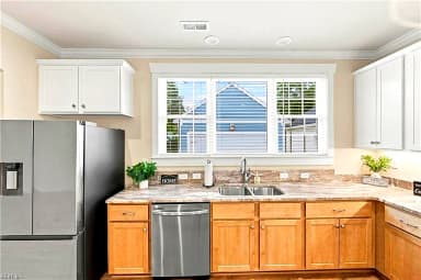 911 Bainbridge BLVD, CHESAPEAKE VA 23324 thumb 11