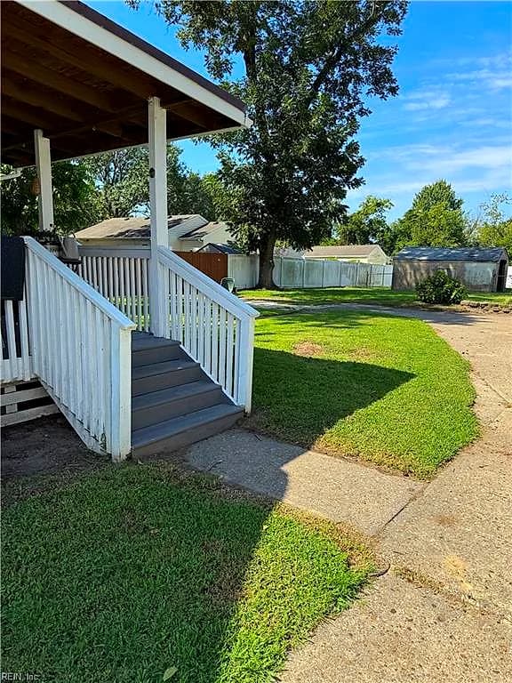 605 Wingfield AVE, CHESAPEAKE VA 23325 - Photo 4