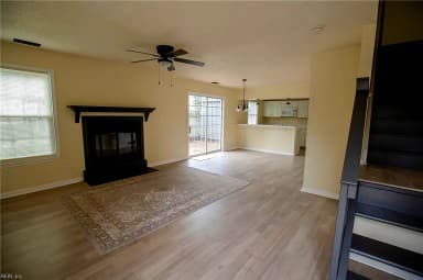 618 Ridge CIR, CHESAPEAKE VA 23320 thumb 3
