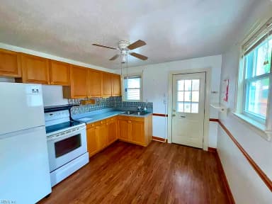 13 N Colin DR, PORTSMOUTH VA 23701 thumb 6