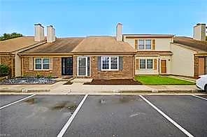 127 Parkway DR, HAMPTON VA 23669 - Photo 4