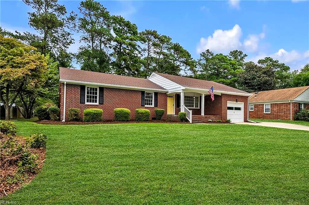 2821 Meadow Wood Dr E DR, CHESAPEAKE VA 23321 - Photo 5