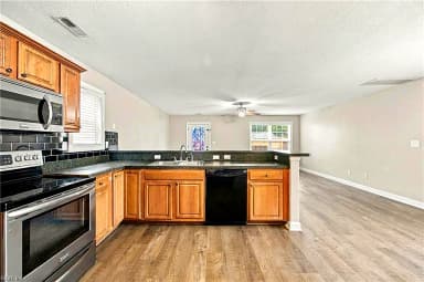 1940 Engle AVE, CHESAPEAKE VA 23320 thumb 11
