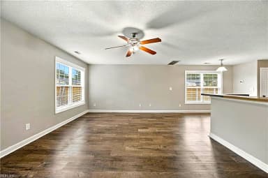 1940 Engle AVE, CHESAPEAKE VA 23320 thumb 3
