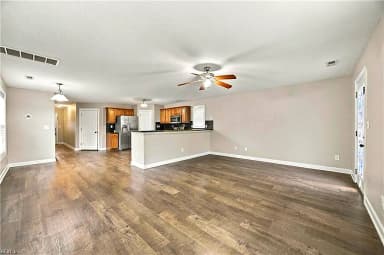 1940 Engle AVE, CHESAPEAKE VA 23320 thumb 6