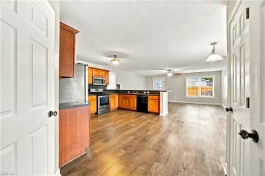 1940 Engle AVE, CHESAPEAKE VA 23320 thumb 9