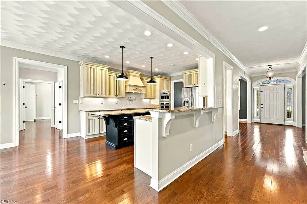 1108 Kathleen LN, CHESAPEAKE VA 23322 - Photo 4