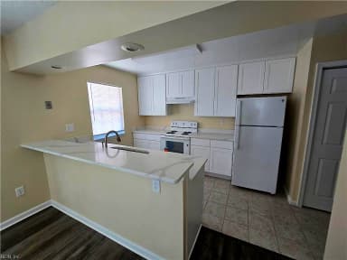 4638 Genoa CIR, VIRGINIA BEACH VA 23462 thumb 6
