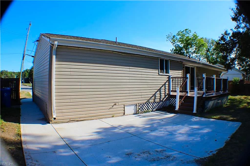 6 Snidow BLVD, NEWPORT NEWS VA 23608 - Photo 4