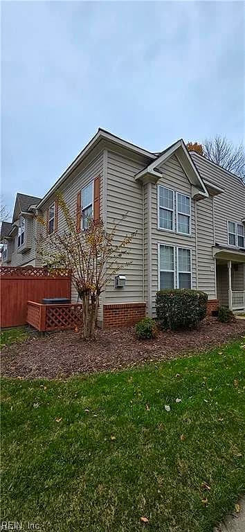 108 White Cedar LN, YORKTOWN VA 23693 thumb 2
