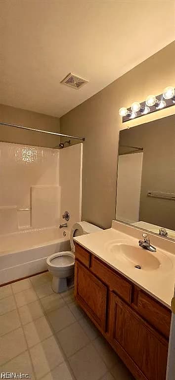 108 White Cedar LN, YORKTOWN VA 23693 - Photo 4