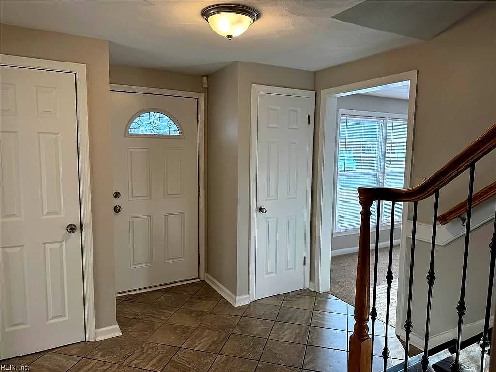2026 Meadow Lake CT, NORFOLK VA 23518 - Photo 5
