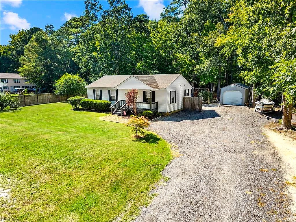 4238 Piney Swamp RD, HAYES VA 23072 - Photo 3