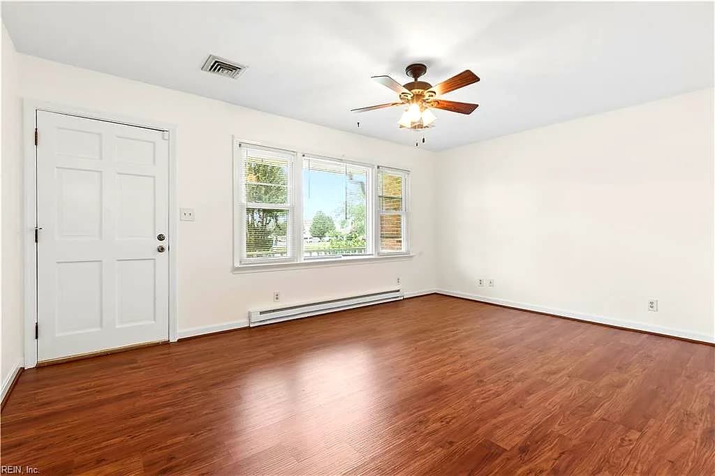 3605 Weiss LN, CHESAPEAKE VA 23323 - Photo 5
