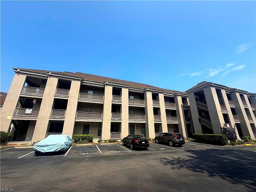 401 Harbour PT #302, VIRGINIA BEACH VA 23451 - Photo 3