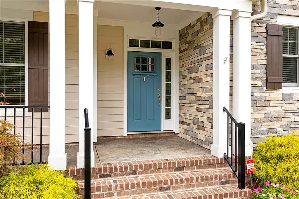 105 Alexandria WAY, CARROLLTON VA 23314 - Photo 3