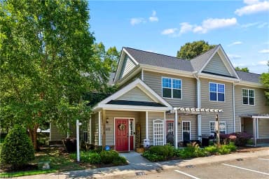 102 Lakeview CV, SMITHFIELD VA 23430 thumb 4