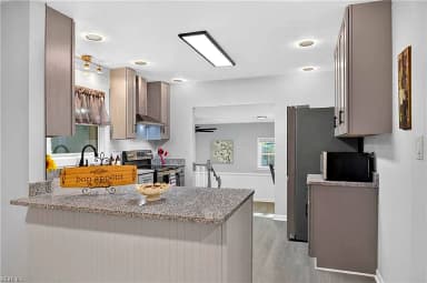 166 Beechmont DR, NEWPORT NEWS VA 23608 thumb 11