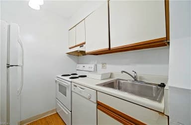 124 Wells CT, HAMPTON VA 23666 thumb 10