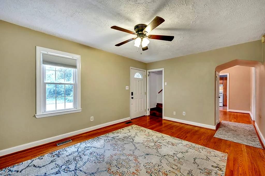 1712 Tarrall AVE, NORFOLK VA 23509 - Photo 5