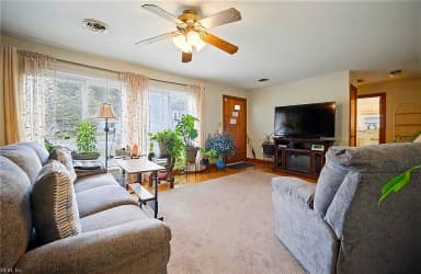 2012 Wyoming AVE, PORTSMOUTH VA 23701 thumb 8