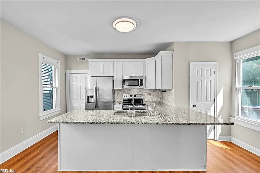 1321 Seaboard AVE, CHESAPEAKE VA 23324 - Photo 3