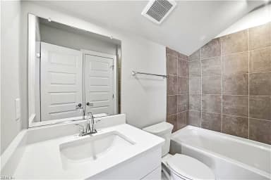 1430 Wharf Hill DR, SMITHFIELD VA 23430 thumb 8