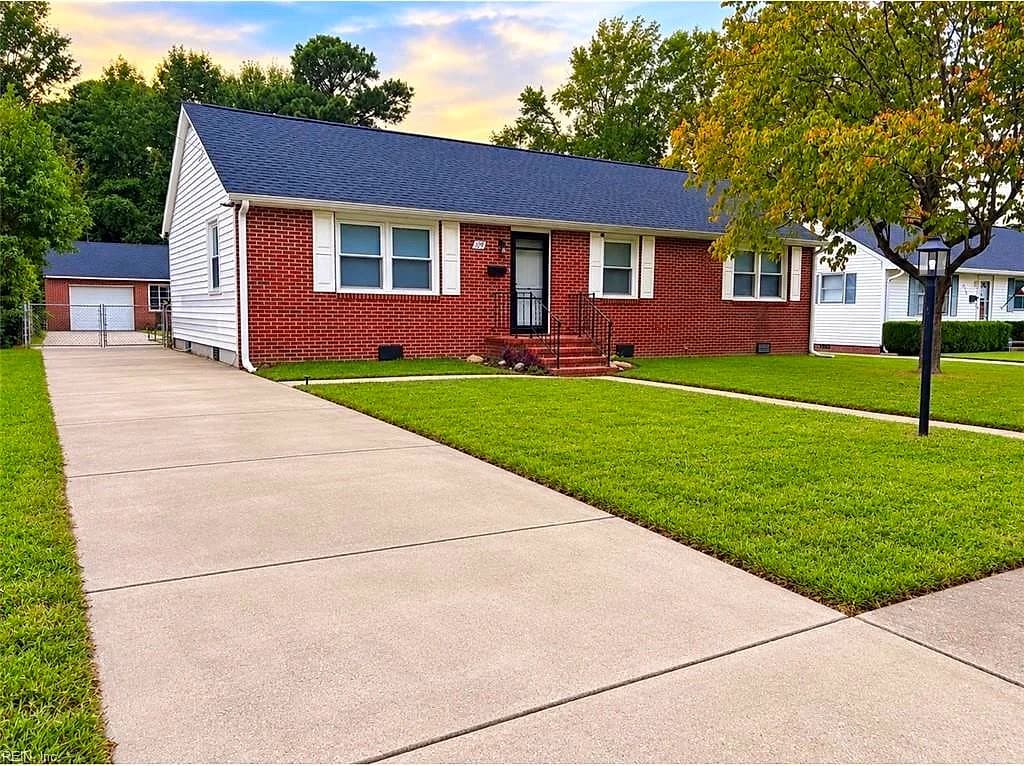 109 Winchester DR, HAMPTON VA 23666 - Main photo