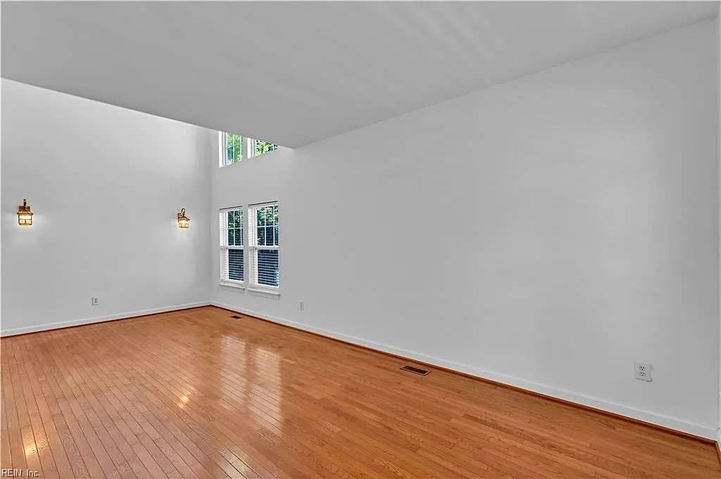 949 Oakland AVE, VIRGINIA BEACH VA 23454 - Photo 5