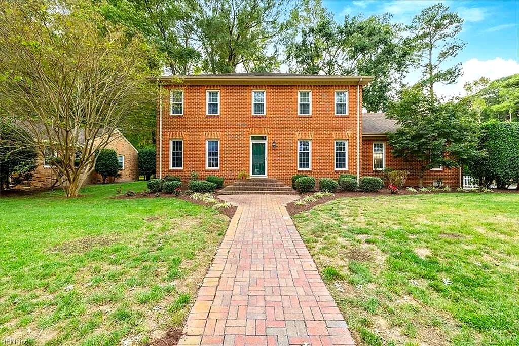 3240 Morningside DR, CHESAPEAKE VA 23321 - Photo 2