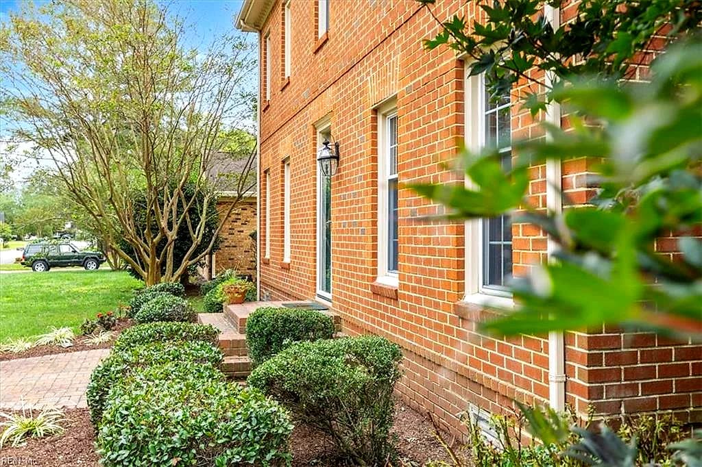 3240 Morningside DR, CHESAPEAKE VA 23321 - Photo 4