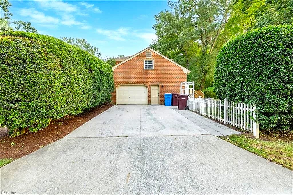 3240 Morningside DR, CHESAPEAKE VA 23321 - Photo 5