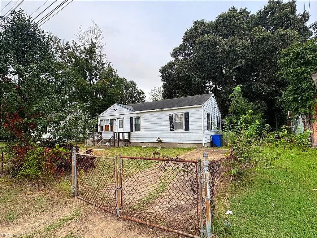 602 Randolph Rd RD, NEWPORT NEWS VA 23605 - Photo 4