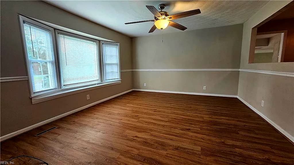 721 Colony Manor RD, CHESAPEAKE VA 23321 - Photo 5