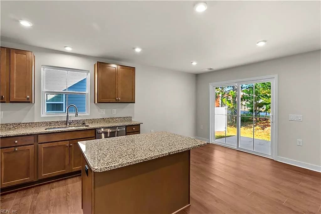 406 Braden LN, SUFFOLK VA 23432 - Photo 4